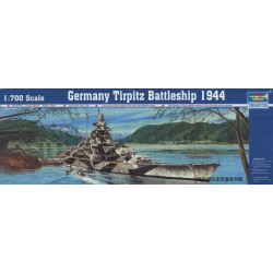 Alemania Tirpitz del acorazado 1944. Escala: 1:700. Marca: Trumpeter. Ref: 05712.