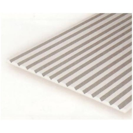 Plancha con ranuras en " V " 1.50 mm entre ranuras, 15 x 30 mm. De Estireno. Marca Evergreen. Ref: 4060.