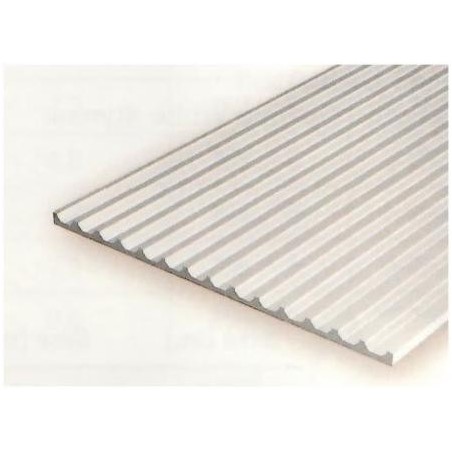 Plancha estriada en " U ", 3.20 mm , 15 x 30 cm. De Estireno. Marca Evergreen. Ref: 4544.