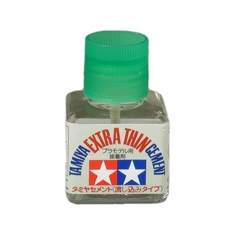 Adhesivo Extra de Poliestireno. Bote de 40 ml. Marca Tamiya. Ref: 87038.