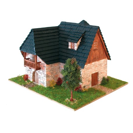 Casa Pirenáica. Escala 1:87. Marca Cuit. Ref: 43507.