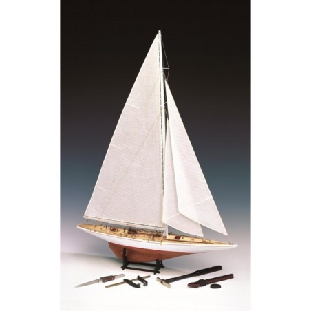 Rainbow 1934. Escala 1:80. Marca Amati. Ref: 1710011.