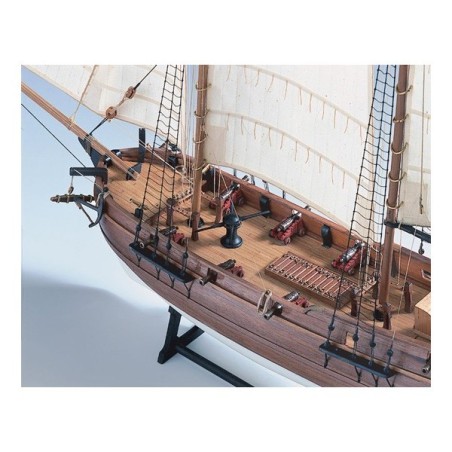 Barco pirata " Adventure ". Escala 1:60. Marca Amati. Ref: 1446.
