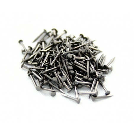 Clavos de hierro bruñido 0.8 x 7 mm ( 200 unds. ). Marca Amati. Ref: 413457.