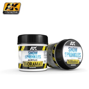 Producto weathering, Efecto nieve primaveral, (Snow sprinkies ). Bote de 100 ml. Marca AK Interactive. Ref: AK8009.
