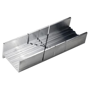 Ingletadora aluminio anodizado. Marca Excel. Ref: 25270.