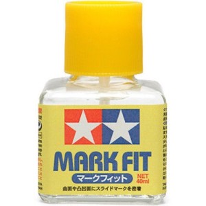 Mark Fit Strong, Ablandador de calcas. Bote de 40 ml. Marca Tamiya. Ref: 87135.