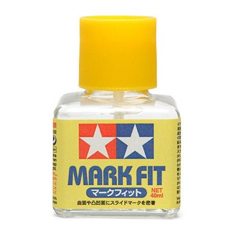 Mark Fit Strong, Ablandador de calcas. Bote de 40 ml. Marca Tamiya. Ref: 87135.