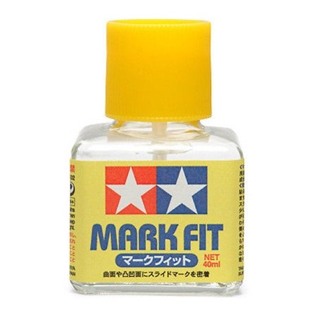 Mark Fit Strong, Ablandador de calcas. Bote de 40 ml. Marca Tamiya. Ref: 87135.