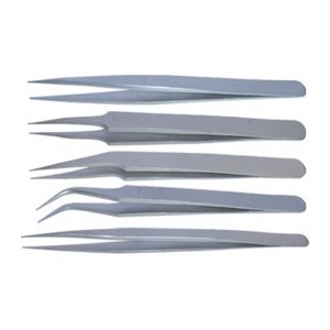 Conjunto de 5 pinzas Inoxidables. Marca Dismoer. Ref: 15045.