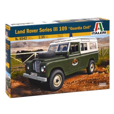Land Rover serie III 109, guardia civil.  Escala 1:35. Marca Italeri. Ref: 6542.