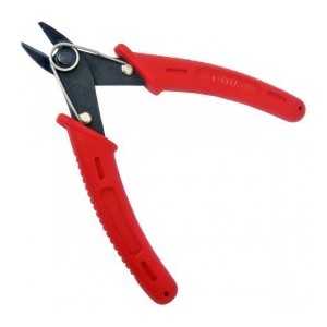 Alicate de corte raso. Marca Dismoer. Ref: 12429.