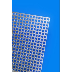 Plancha de Rejilla de aluminio en cuadro. Dimensiones 200 x 140 mm, 5 mm. Marca Maquett. Ref: 810-10. 2