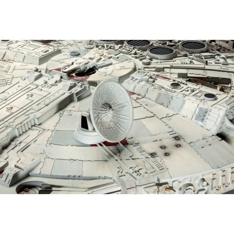 Millennium Falcon, Star Wars. Escala 1:72. Marca revell. Ref: 06718.