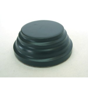 Peana Pedestal 20 mm de altura, parte superior 3.5 cm. Realizado en MDF, lacado Negro. Marca Peanas.net. Ref: 8800N.