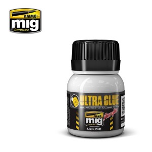 ULTRA-GLUE - PARA FOTOGRABADOS, PAPEL Y MÁS. Bote 40 ml. Marca Ammo Mig. Ref: AMIG2031.