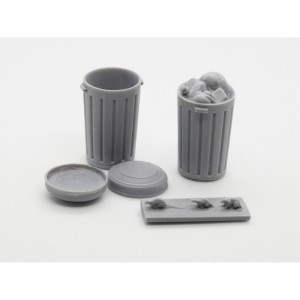 Cubos de basura y gatos. Escala 1:35. Marca Macone. Ref: MAC35180. 2