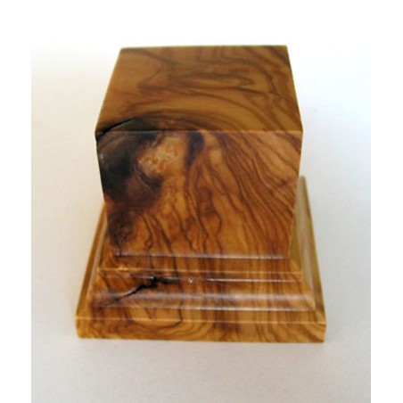 PEANA PEDESTAL 50mm Cuadrada 4 x 4 cm Olivo. Marca Peanas.net. Ref: 7011O.