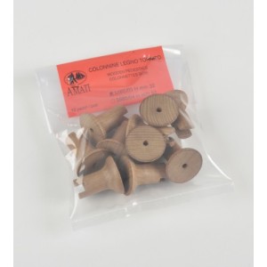 Pedestal liso en madera, 32 mm de altura. 2 unds. Marca Amati. Ref: 568503. 2