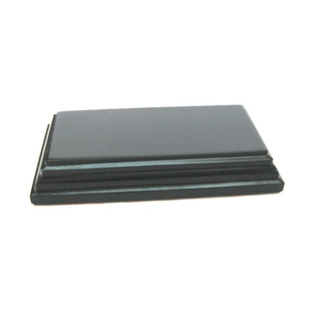 Peana Pedestal 20 mm de altura, parte superior 10 x 4 cm. Realizado en MDF, lacado Negro. Marca Peanas.net. Ref: 8820N.