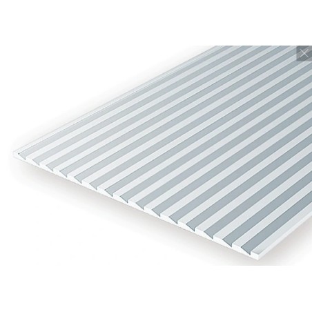 Plancha dentada, 15 x 30 mm, Dentada 3.8 mm. Poliestireno. Marca Evergreen. Ref: 4150.