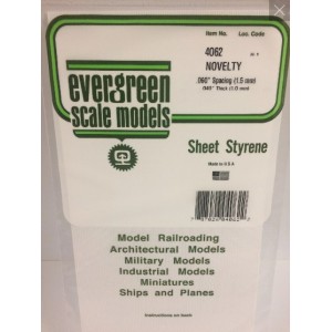 Plancha dentada, 15 x 30 mm, Dentada 1.5 mm. Poliestireno. Marca Evergreen. Ref: 4062. 2