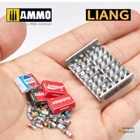 Model Soda Cans + Cardboard Boxes 2000s-2020s. Marca Liang. Ref: LIANG-0412.