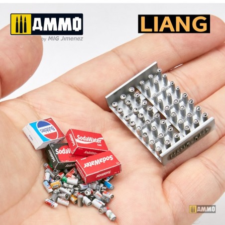 Model Soda Cans + Cardboard Boxes 2000s-2020s. Marca Liang. Ref: LIANG-0412.