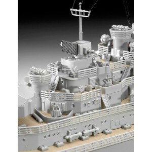 Battleship Bismarck. Escala: 1:350. Marca: Revell. Ref: 05040. 2