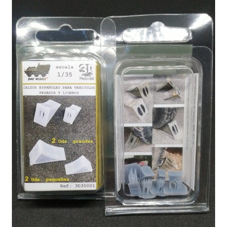Calzos Españoles para Vehículos pesados y ligeros. 2 ud grandes y 2 ud pequeños. Marca BMR. Ref: 3D35001.
