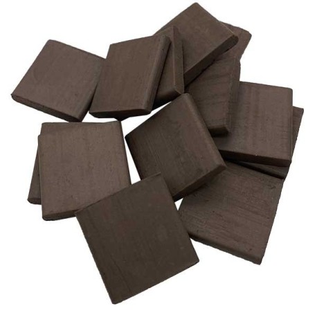 Baldosa 15x15x2 Negra, 100 uds, 1/20. Marca Eurokit. Ref: 440157N.