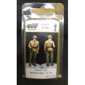 Figura Suboficial Republicano GCE, 36-39. 1:35. Marca BMR MODELS. Ref: F35001.