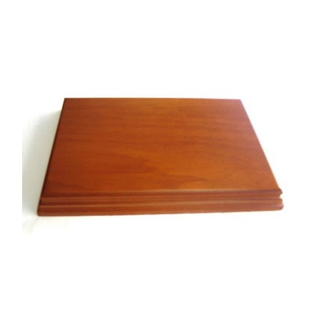 Peana 20 mm de altura, parte superior 27 X 23 cm. Realizado en MDF, lacado Avellana. Marca Peanas.net. Ref: TRG1123