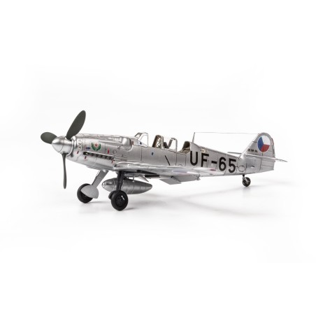 Avia CS-199. Escala 1:72. Marca Eduard. Ref: 70153.