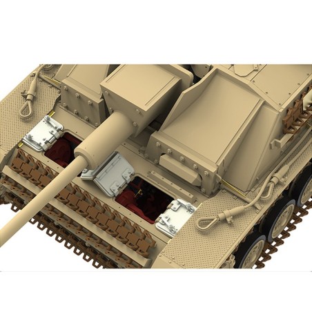 StuG. III Ausf. G Early Production with full interior & workable track links. Escala 1:35. Marca RFM Model. Ref: 5073.