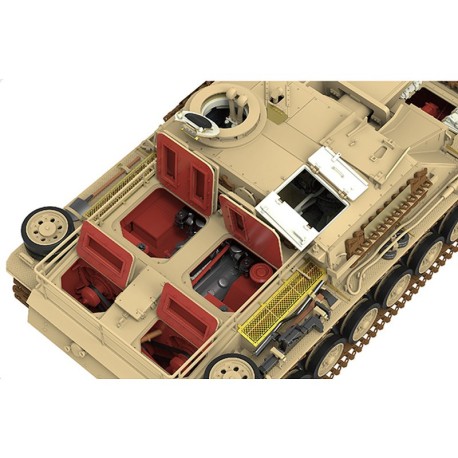 StuG. III Ausf. G Early Production with full interior & workable track links. Escala 1:35. Marca RFM Model. Ref: 5073.