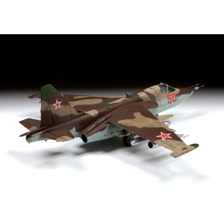 Soviet Attack Aircraft Su-25 "Frogfoot". Escala 1:48. Marca Zvezda. Ref: 4807.