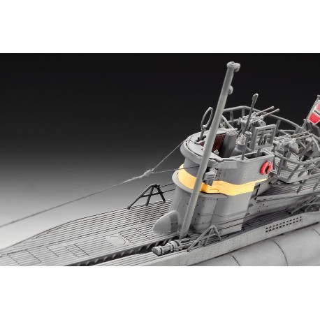 German Submarine TYPE VII C/41 Atlantic Version. Escala: 1:144. Marca: Revell. Ref: 05100.