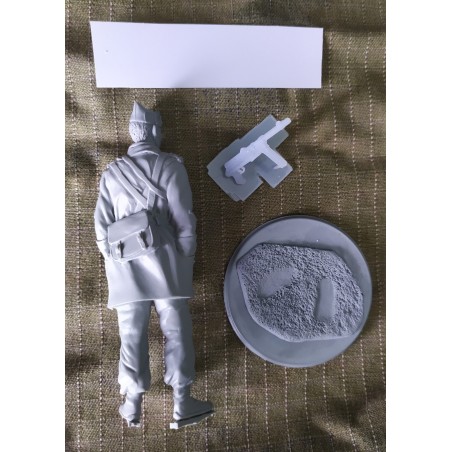 Cabo 1º Legionario, IFNI 1957, 75mm. Marca BMR MODELS. Ref: F75002.