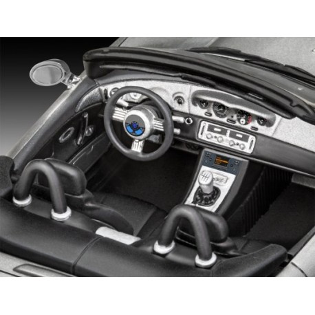 BMW Z8 (James Bond 007) "The World Is Not ". NOVEDAD. Escala 1:24. Marca Revell. Ref: 05662.