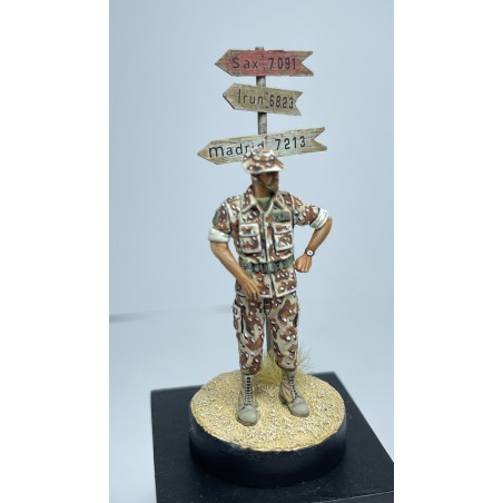 Soldado Ejército de Tierra años 2000, 1/35. Marca BMR MODELS. Ref: F35005.