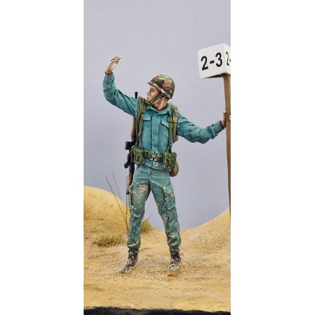 Portador del Prisma, 1:35. Marca Largarto Miniatures. Ref: Portador.