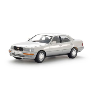  Lexus LS 400 (UCF11L). Escala 1:24. Marca Tamiya. Ref: 24114. 2