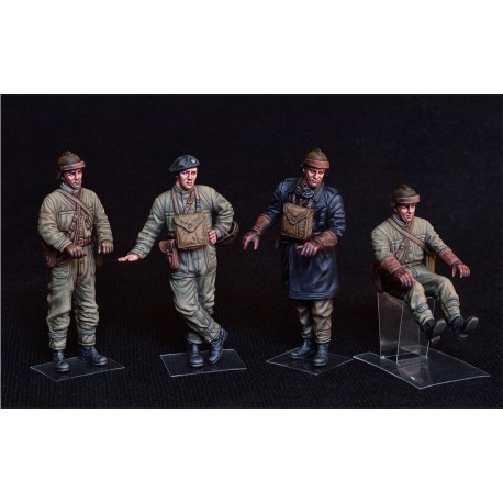 POLISH TANK CREW. Escala 1:35. Marca Miniart. Ref: 35267.