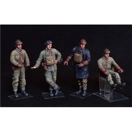 POLISH TANK CREW. Escala 1:35. Marca Miniart. Ref: 35267.