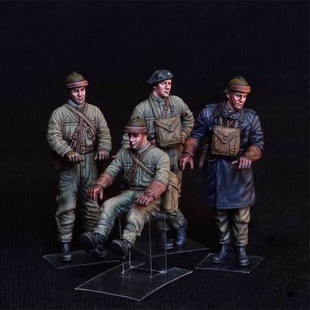POLISH TANK CREW. Escala 1:35. Marca Miniart. Ref: 35267.
