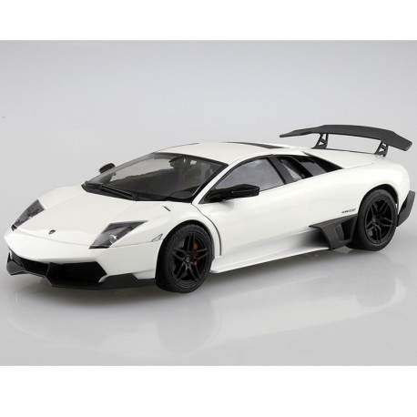 Lamborghini Murcielago SV. Escala 1:24. Marca Aoshima. Ref: 059012