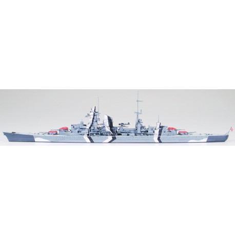 German Heavy Cruiser Prinz Eugen. Escala: 1:700. Marca: Tamiya. Ref: 31805.