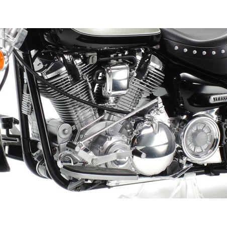 YAMAHA XV1600 RoadStar Custom. Escala 1:12. Marca Tamiya. Ref: 14135.