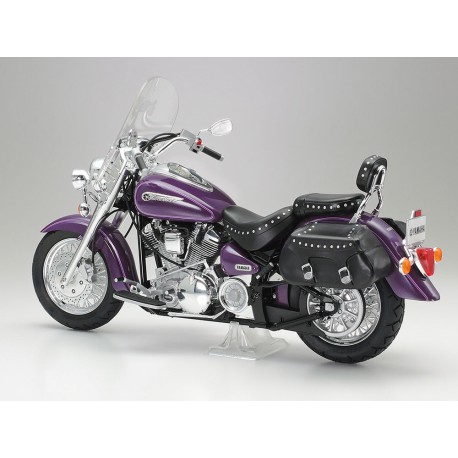 YAMAHA XV1600 RoadStar Custom. Escala 1:12. Marca Tamiya. Ref: 14135.